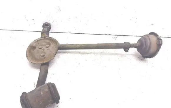 Mercedes-Benz W123 Front lower control arm/wishbone