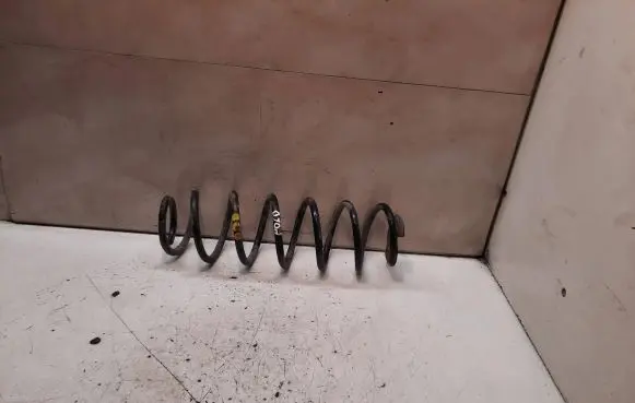 Volkswagen Polo Rear coil spring