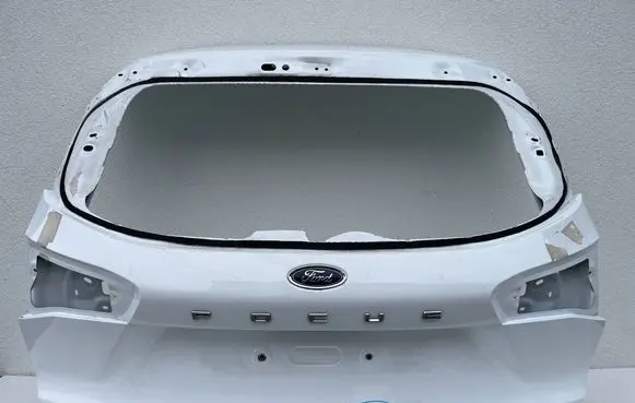 Ford Focus Tailgate/trunk/boot lid 