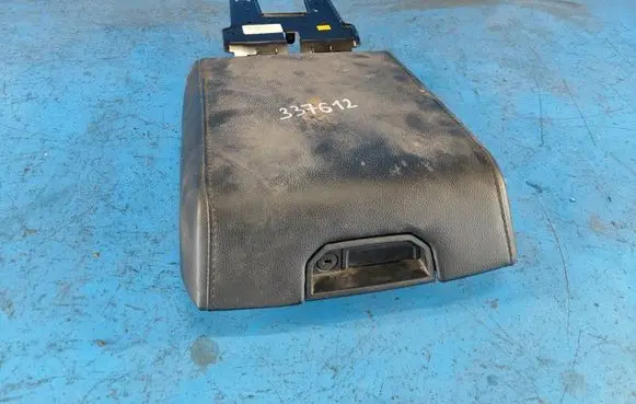 Ford Expedition Armrest FL3Z1506024BH