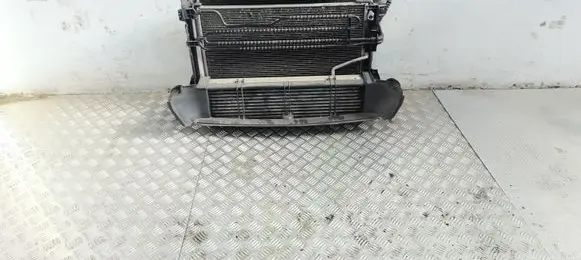 Mercedes-Benz E W212 Radiator set A2045000254 A2045003603 A2045000393