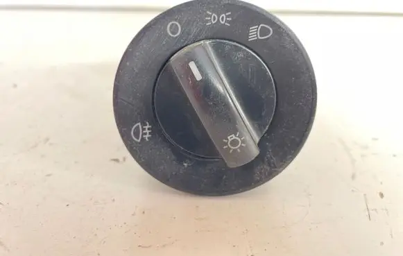 Light switch