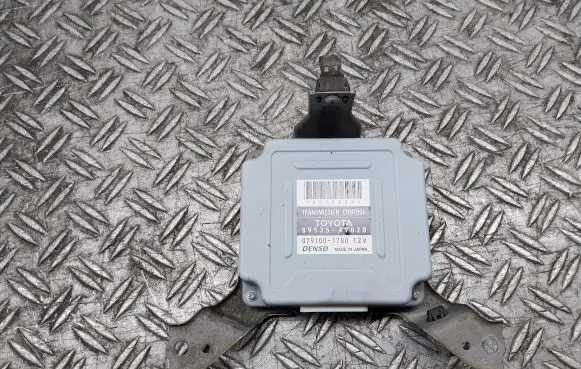 Toyota Prius (XW20) Gearbox control unit/module