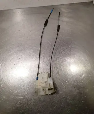 Subaru Legacy Front door lock