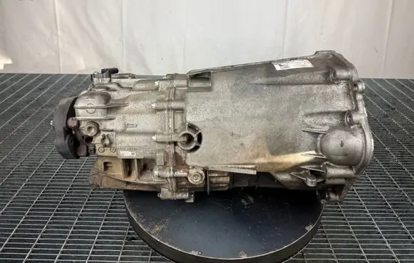 Volkswagen Crafter Manual 6 speed gearbox HVW9062605300 7116800 A9062610403