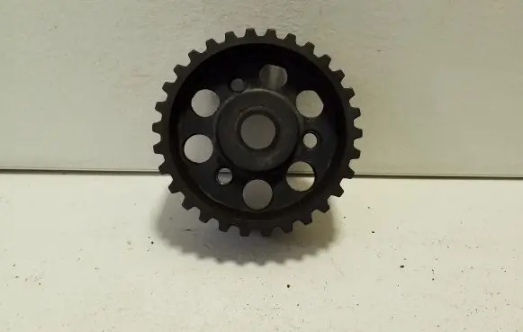 Iveco Daily 5th gen Fuel pump gear (pulley) 