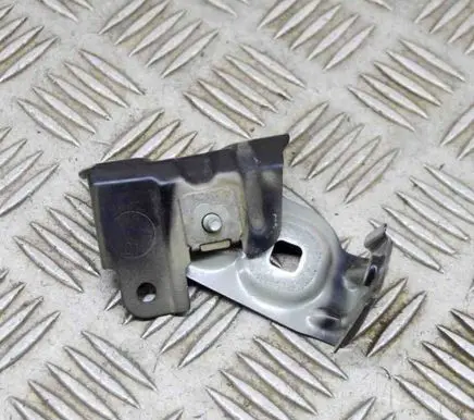BMW 6 F12 F13 Fender mounting bracket