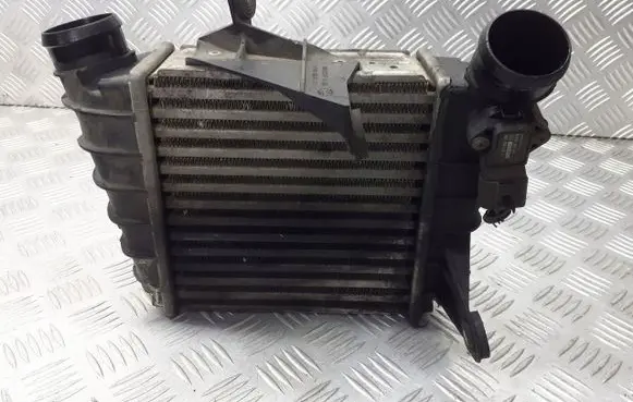 Skoda Fabia Mk1 (6Y) Intercooler radiator 6Q0145804A