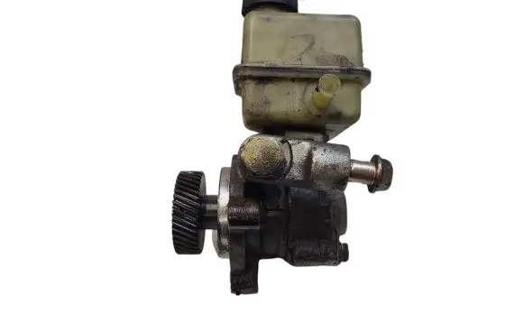 Mazda 6 Power steering pump