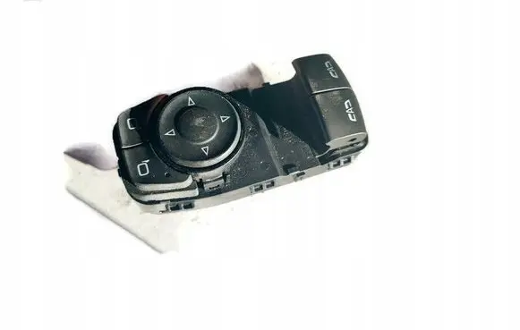 Chevrolet Camaro Electric window control switch 84586429