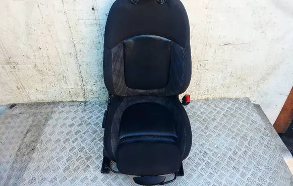 Mini One - Cooper F56 F55 Front passenger seat 