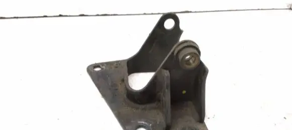Ford Maverick Engine bonnet/hood lock/catch 5L846M007A
