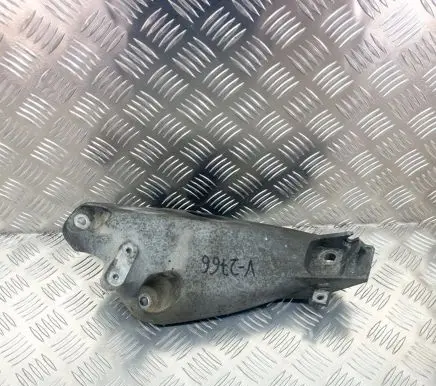 BMW X5 E70 Engine mounting bracket 6787489