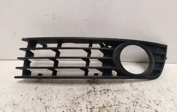 Front bumper lower grill
