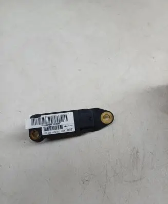 Mercedes-Benz C W203 Airbag deployment crash/impact sensor 0018204426 00030126514702390