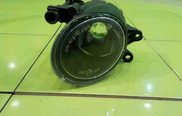 Volvo C30 Front fog light 31213176 PRAWY