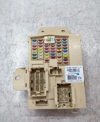 KIA Optima Fuse module 919552T040