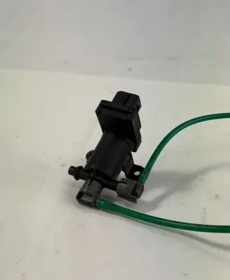 Mercedes-Benz SLK R170 Turbo solenoid valve A2028000178