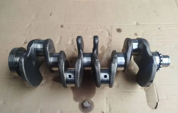 Audi A3 S3 8P Crankshaft 06A105209B