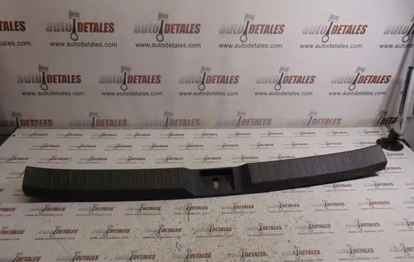 Toyota Corolla Verso AR10 Trunk/boot sill cover protection 647160F010