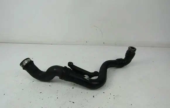 Skoda Octavia Mk2 (1Z) Intercooler hose/pipe 