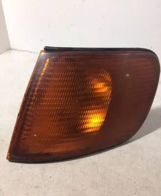 Audi 100 S4 C4 Front indicator light 137983