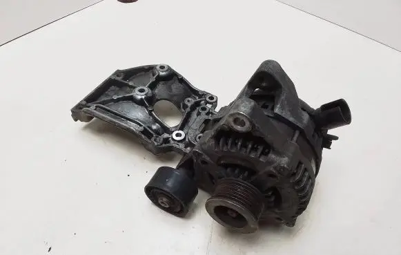 Suzuki Liana Generator/alternator 3140073J0 1042104270