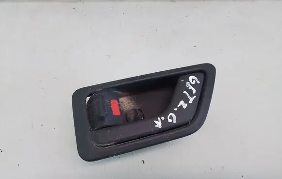 Hyundai Getz Rear door interior handle