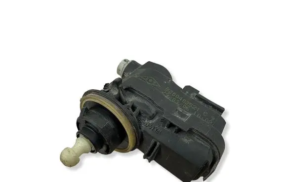 Renault Megane II Headlight level adjustment motor 8200402521