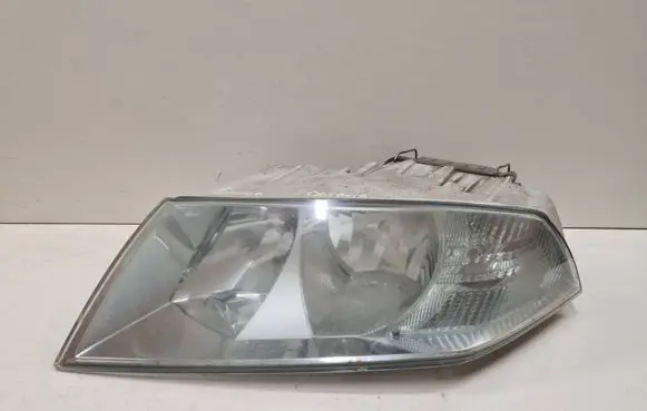 Skoda Octavia Mk2 (1Z) Headlight/headlamp
