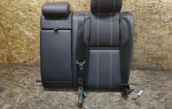 Land Rover Range Rover Velar Rear seat 