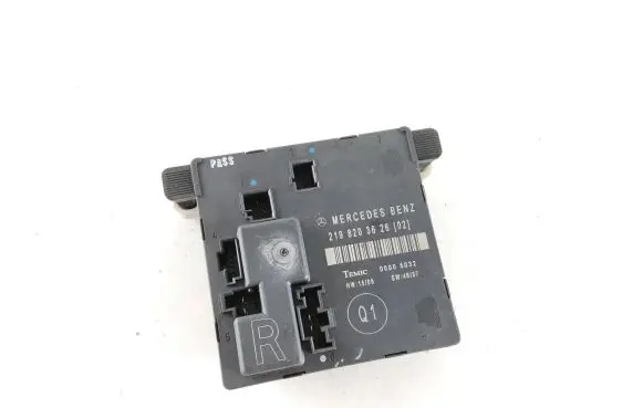 Mercedes-Benz CLS C219 Door control unit/module 2198203626