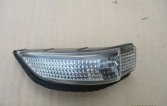 Toyota Yaris Mirror indicator light 817410D020
