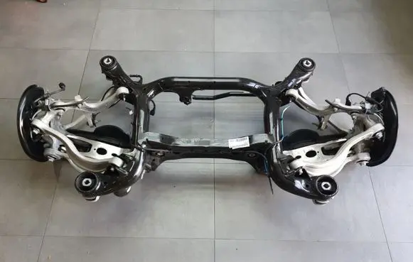 Audi Q8 Rear subframe 4M0500025 4M0505432AF 4M0505431AF