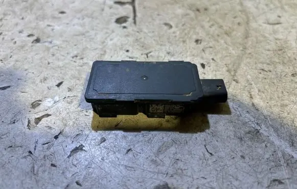 BMW X1 U11 Keyless (KESSY) go control unit/module 5B4E02901 019742101821 584F02901