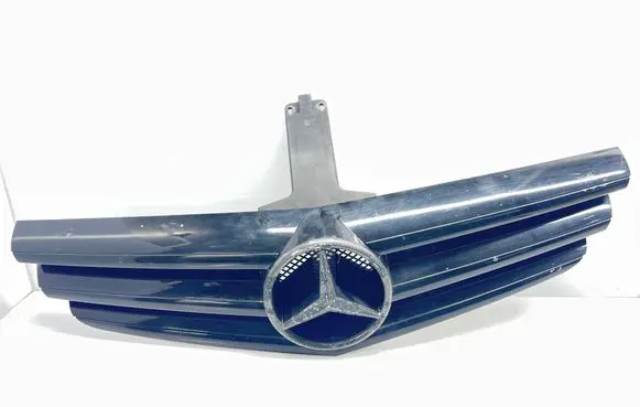 Mercedes-Benz CLC CL203 Front grill A2038801583