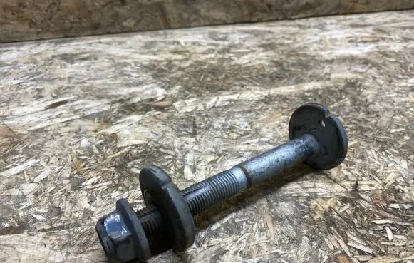 Infiniti QX80 Front suspension camber bolt 