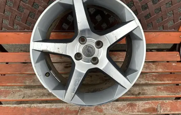 Opel Tigra B R17 alloy rim 