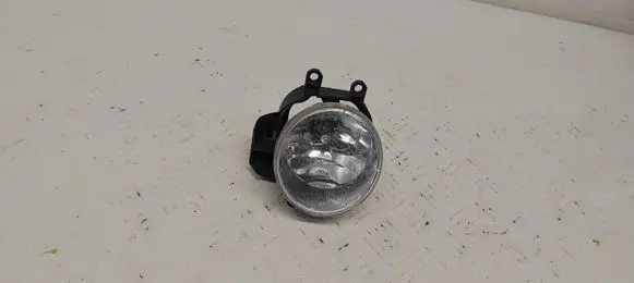 Toyota Auris E180 Front fog light 8121002110