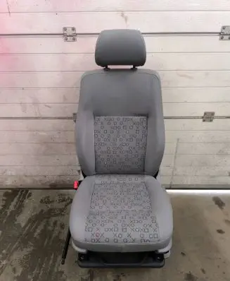 Volkswagen Transporter - Caravelle T5 Front driver seat 