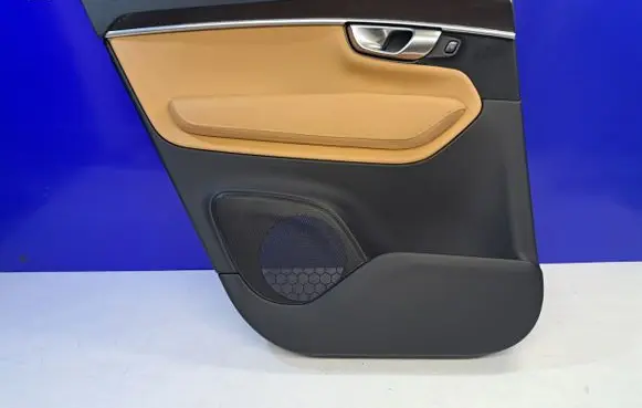 Volvo XC90 Rear door card panel trim 39835584 31393115
