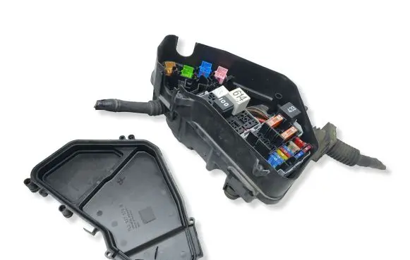 Porsche Cayenne (92A) Fuse box set 7L0937576B