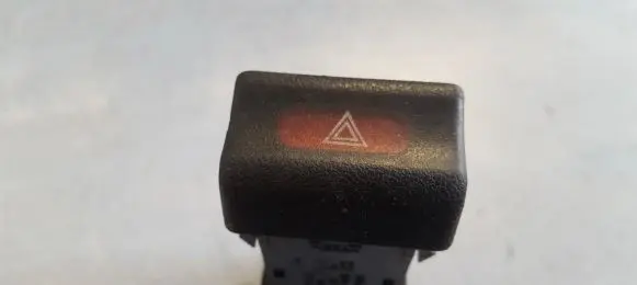 Nissan Micra Hazard light switch NILES06012
