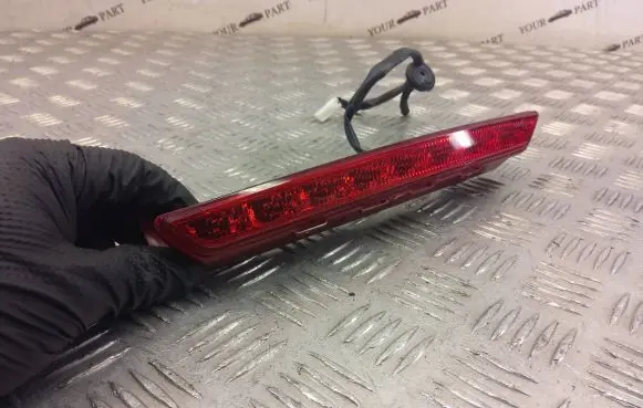 KIA Sportage Third/center stoplight 92700F1000