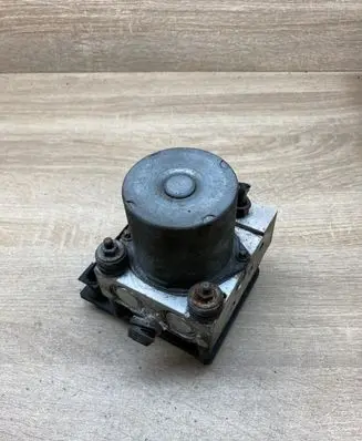 Toyota Corolla Verso AR10 ABS Pump 445400F020 0265234222445