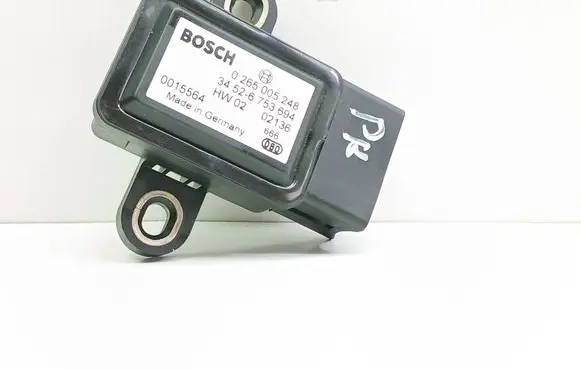BMW 5 E39 ESP acceleration yaw rate sensor 0265005248 34526753694 0015564