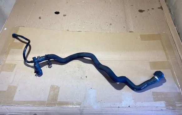 Land Rover Range Rover L405 Engine coolant pipe/hose HPLA8C480CC S311A