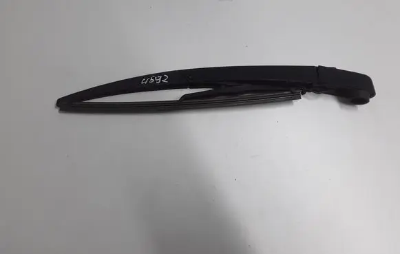 Peugeot 2008 I Rear wiper blade arm 800083