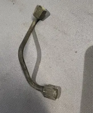 Hyundai Tucson JM Fuel injector supply line/pipe 
