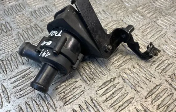 Volkswagen Tiguan Electric auxiliary coolant/water pump 1K0965561F 702074420 10T3421141